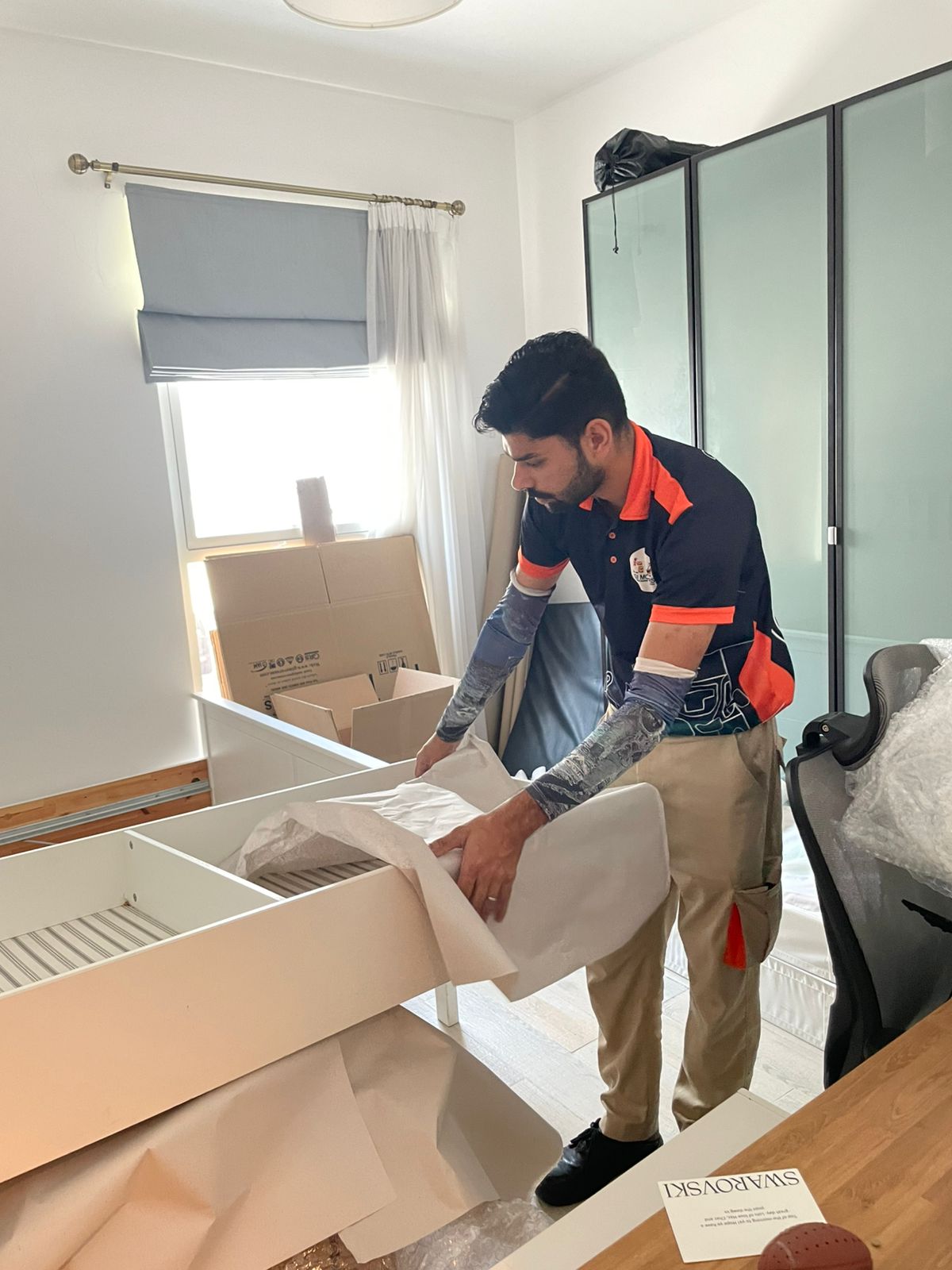 Office movers in Yas Island Abu Dhabi - GI Movers UAE