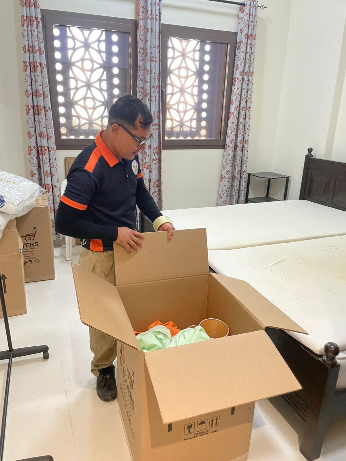 Office movers in Al Ain UAE - GI Movers UAE