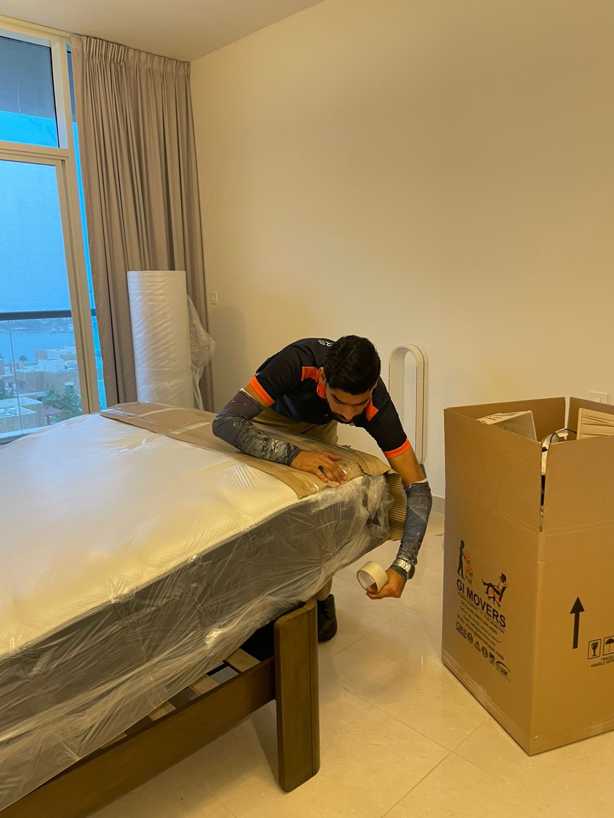 Apartment movers in Saadiyat Island Abu Dhabi - GI Movers UAE