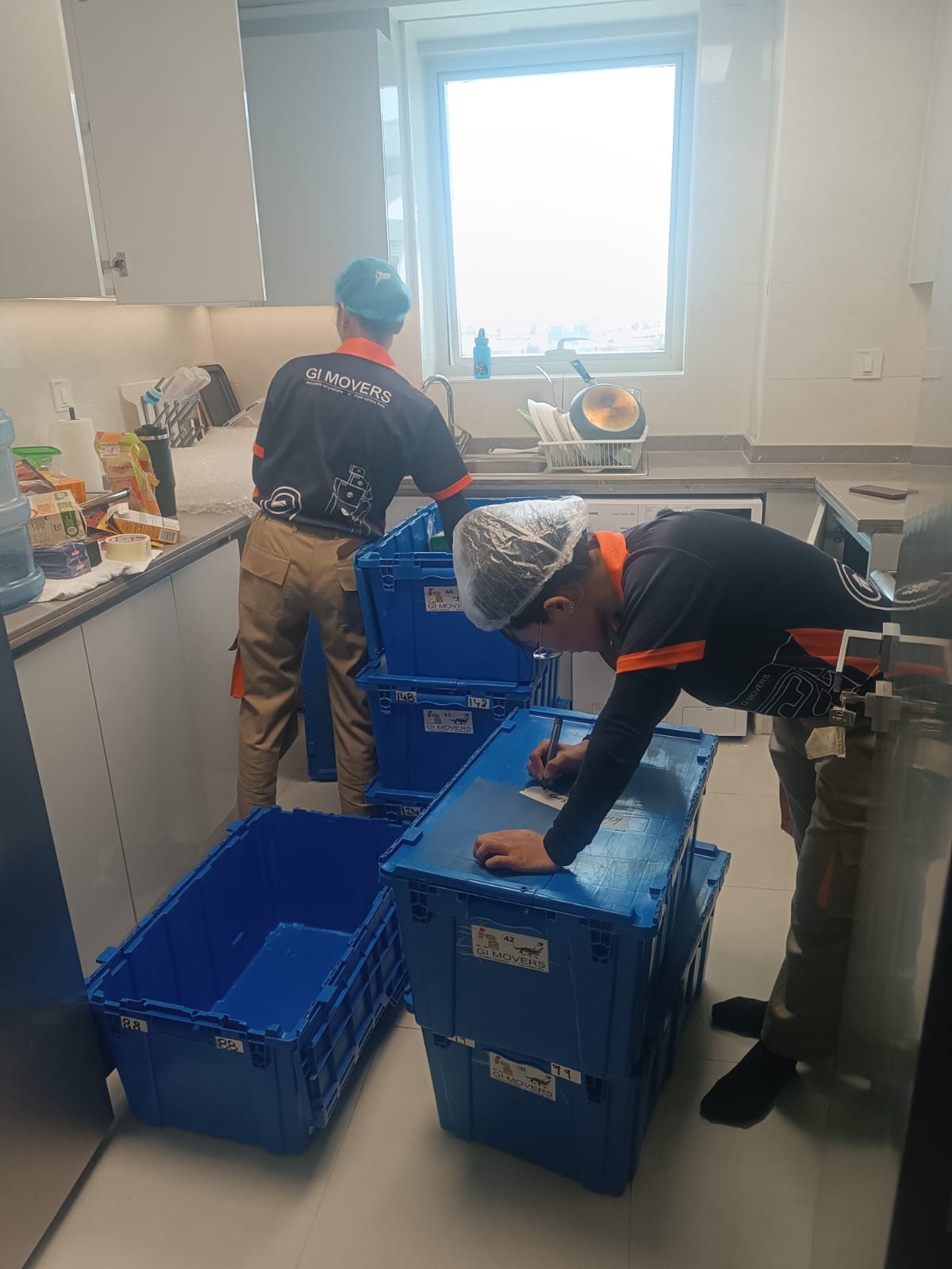 Professional packing services in Al Ain UAE - GI Movers UAE