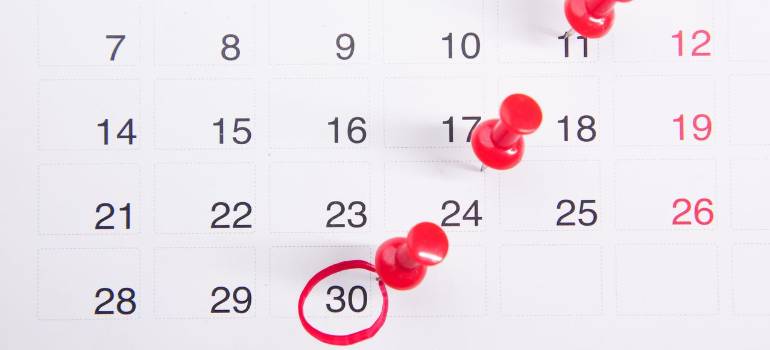 Calendar helps organize a commercial move in Dubai